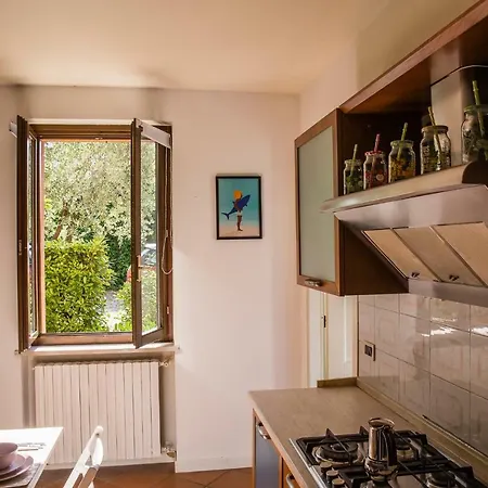 Garibaldini Apartment *